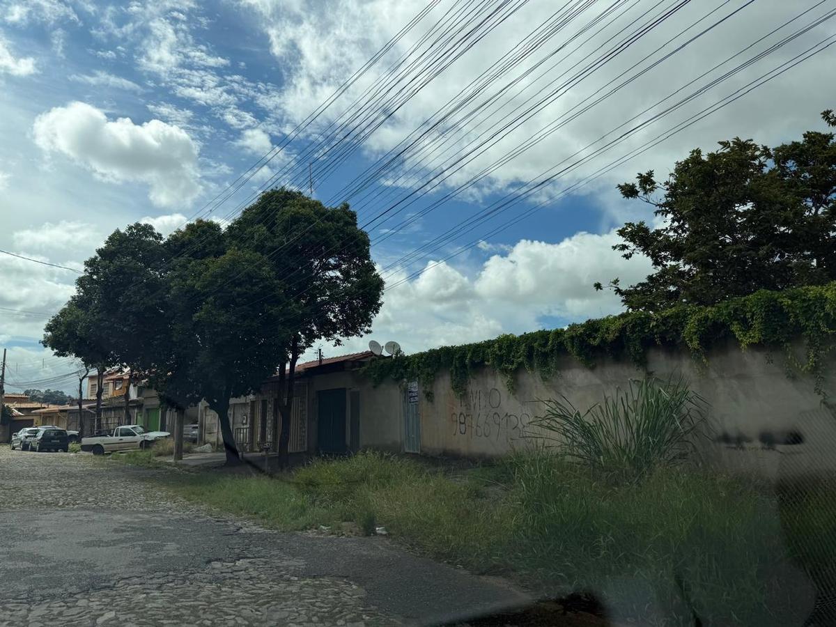 Lote, Tropical, 0 Quarto, 0 Vaga