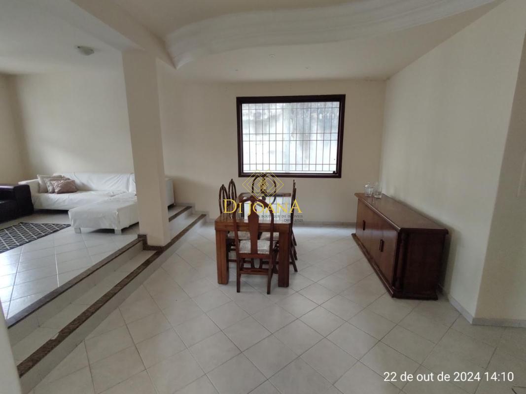 Casa, Ingá Alto, 4 Quartos, 2 Vagas, 1 Suíte