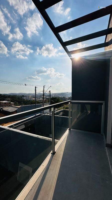 Casa, Liberdade, 2 Quartos, 1 Vaga