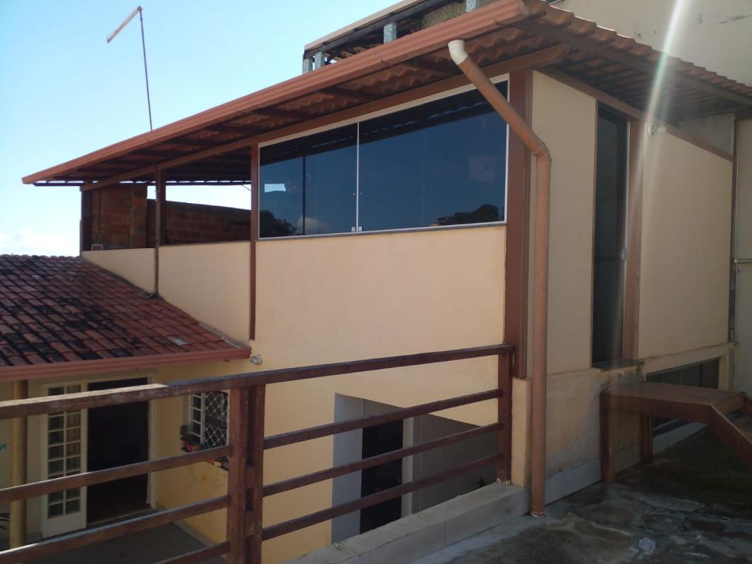 Casa, Fonte Grande, 2 Quartos, 3 Vagas
