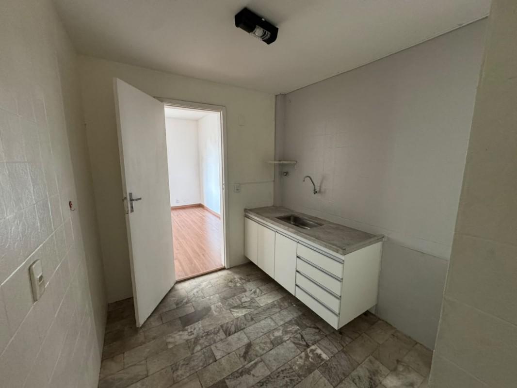 Apartamento, Sagrada Família, 2 Quartos, 1 Vaga