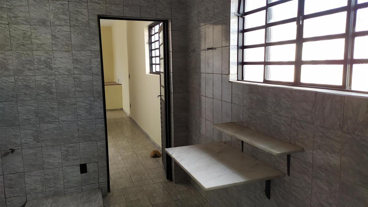 Casa, Jardim Sion, 3 Quartos, 30 Vagas, 1 Suíte
