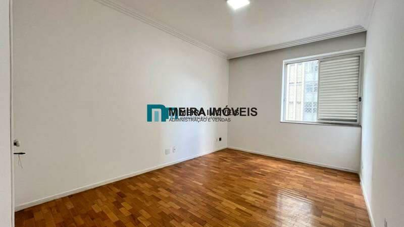 Apartamento, Centro, 4 Quartos, 2 Vagas, 1 Suíte