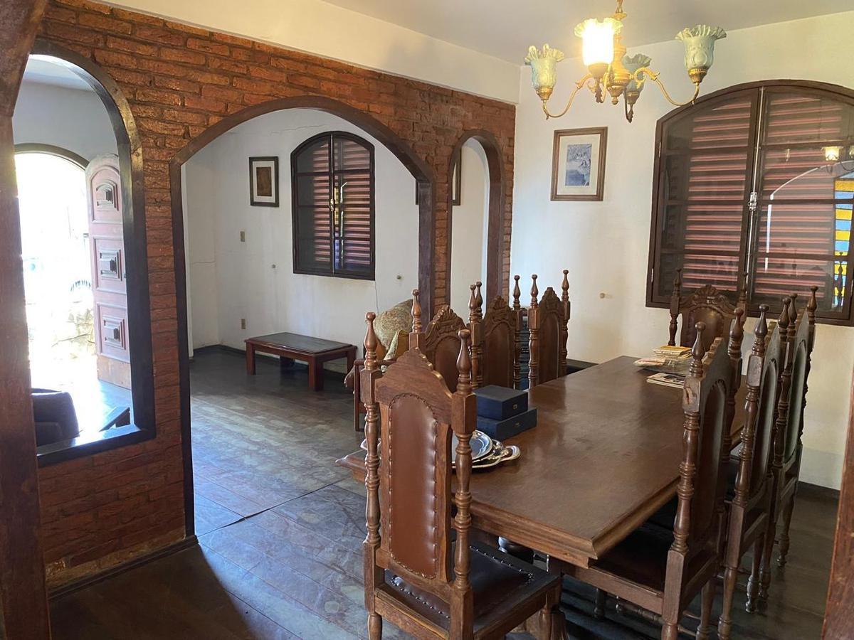 Casa, Ouro Preto, 4 Quartos, 10 Vagas, 1 Suíte