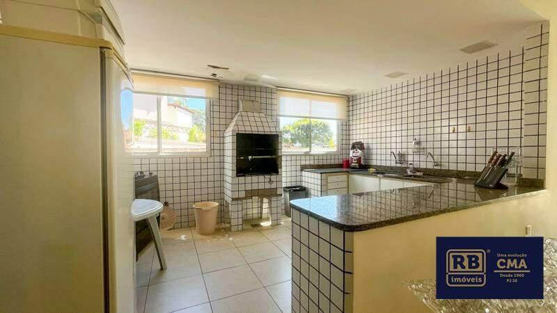 Casa, Vila Paris, 6 Quartos, 7 Vagas, 2 Suítes