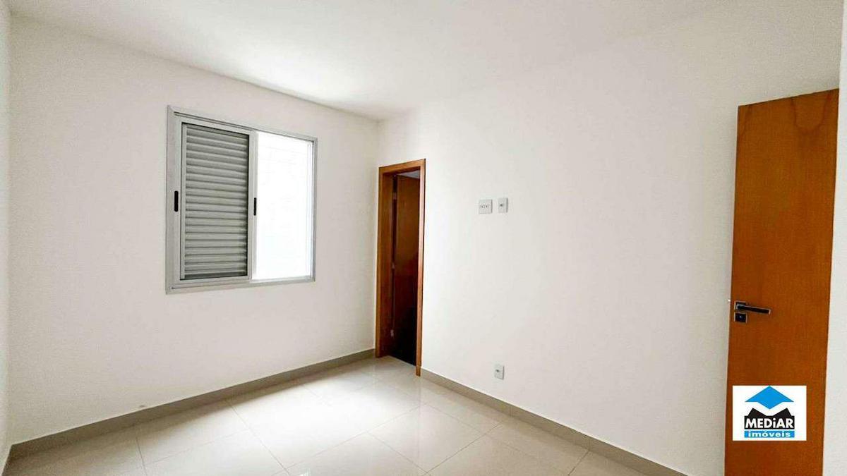 Cobertura, Vila Paris, 2 Quartos, 3 Vagas, 2 Suítes