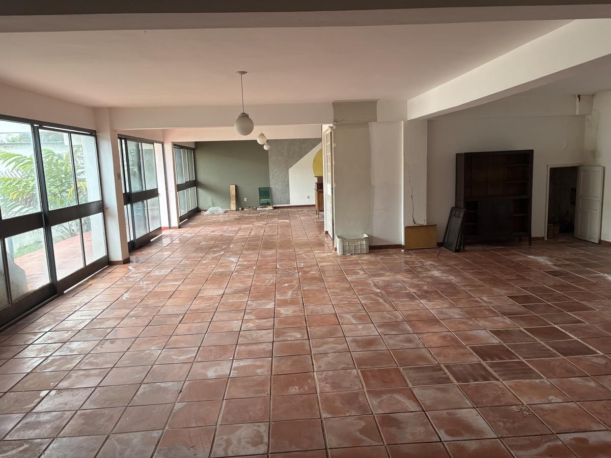 Casa, Vila Paris, 5 Quartos, 3 Vagas, 1 Suíte