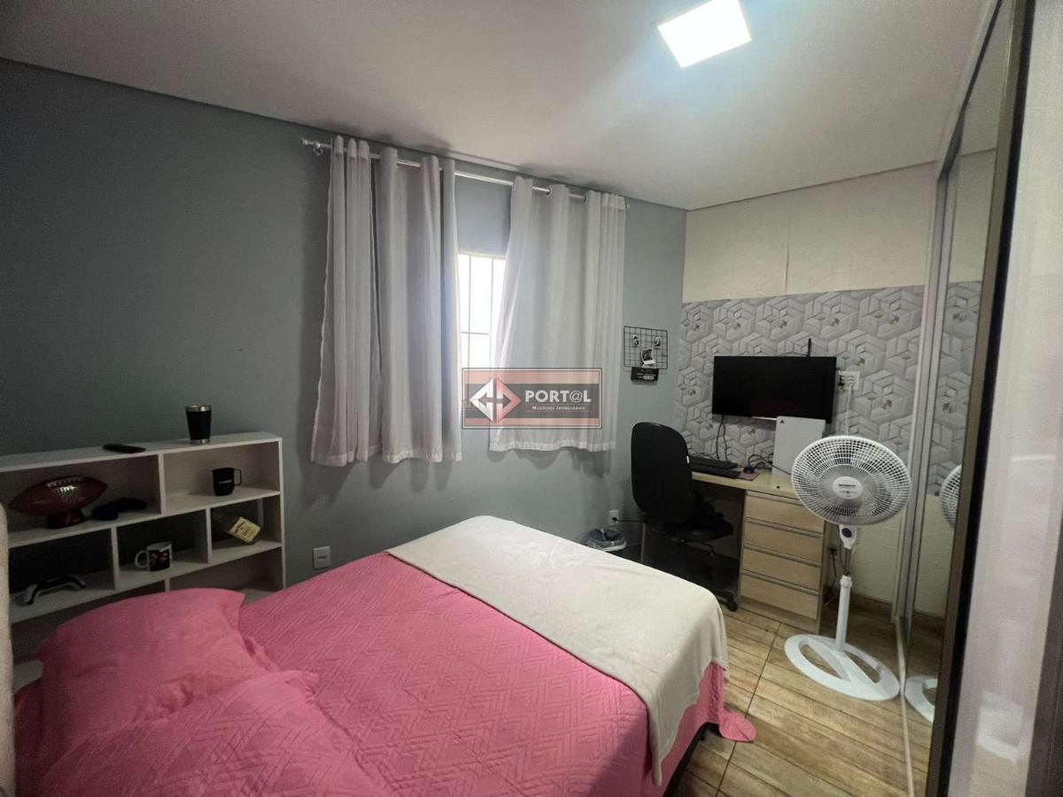 Casa, Boa Vista, 3 Quartos, 2 Vagas, 1 Suíte