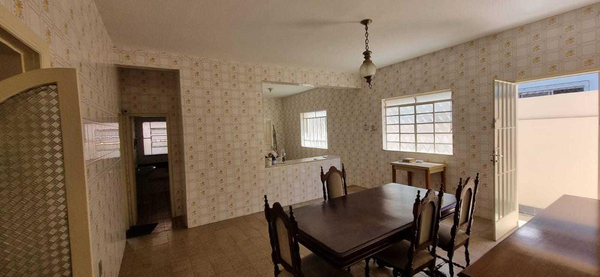 Casa, Esplanada, 8 Quartos, 2 Vagas, 1 Suíte