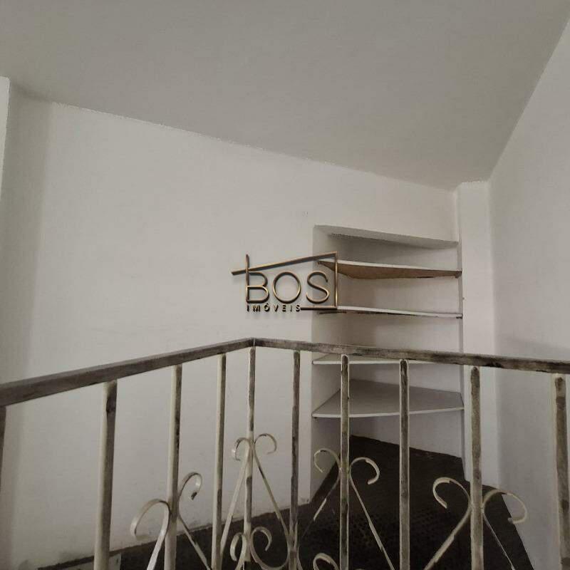 Andar, Savassi, 0 Quarto, 0 Vaga