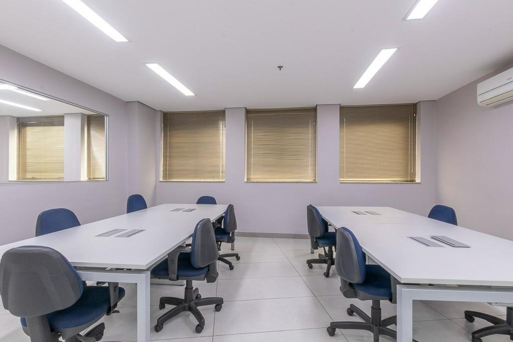 Sala, Vila da Serra, 0 Quarto, 7 Vagas