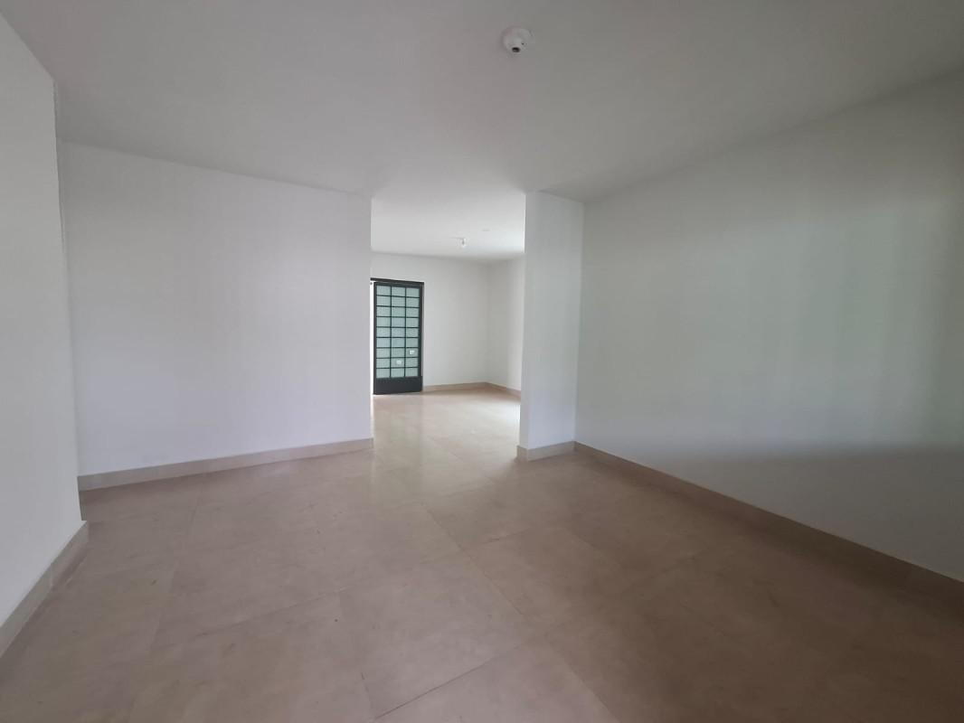 Casa, Serrano, 3 Quartos, 2 Vagas, 1 Suíte