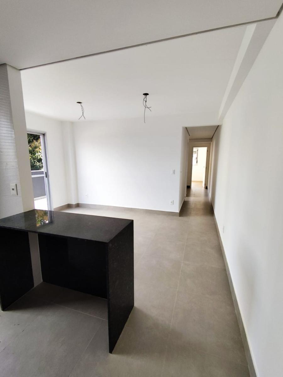 Apartamento, Sagrada Família, 3 Quartos, 2 Vagas, 1 Suíte