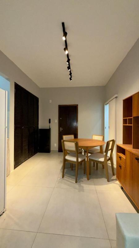 Apartamento, Centro, 2 Quartos, 0 Vaga, 1 Suíte