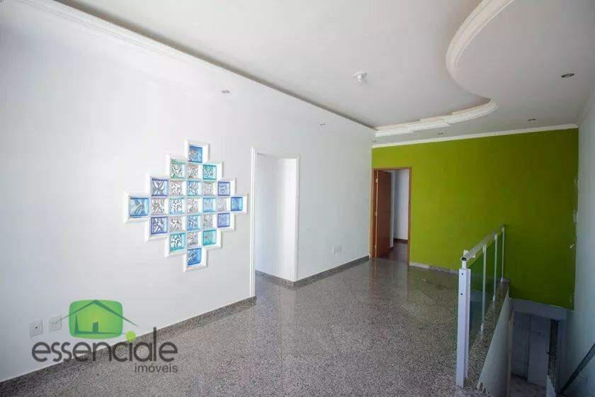 Casa, Europa, 3 Quartos, 6 Vagas, 1 Suíte