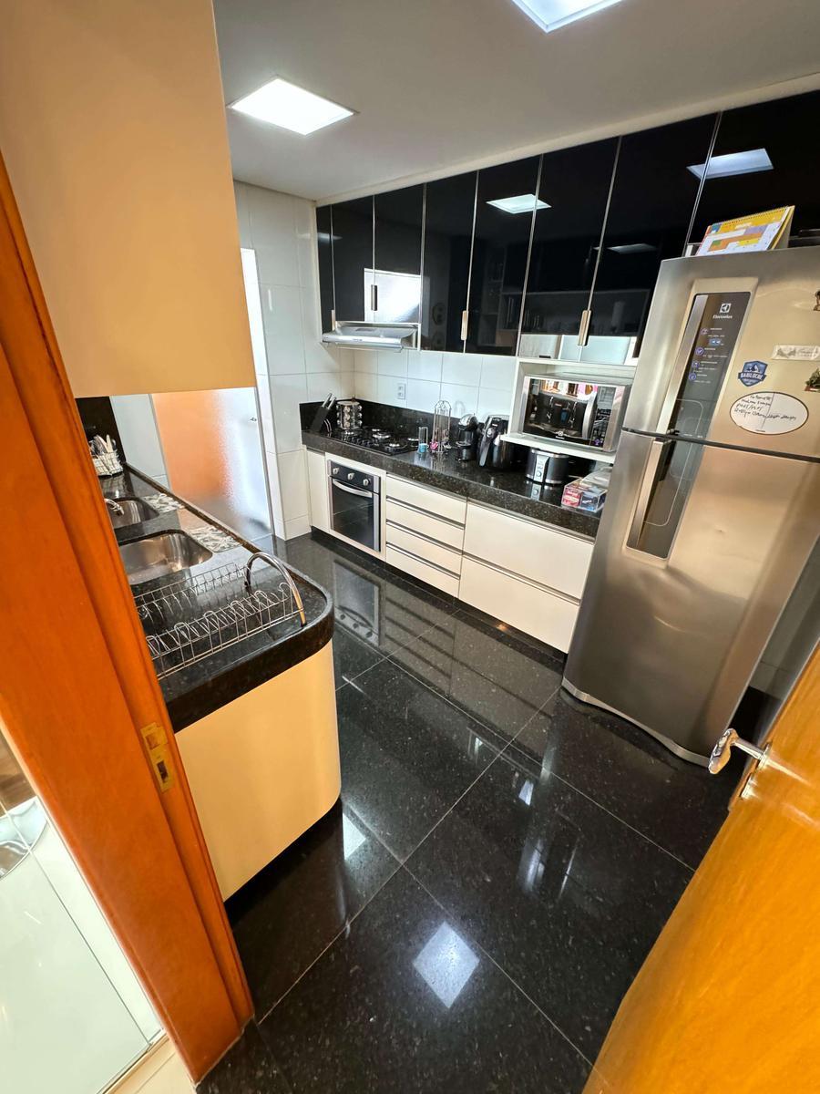 Apartamento, Fernão Dias, 4 Quartos, 3 Vagas, 2 Suítes
