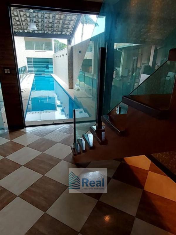 Casa, Trevo, 4 Quartos, 3 Vagas, 2 Suítes