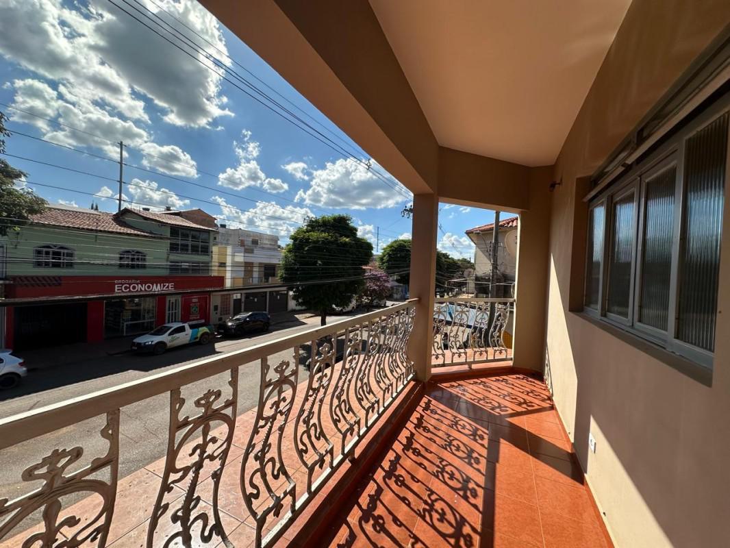 Casa, Centro, 3 Quartos, 1 Vaga, 1 Suíte