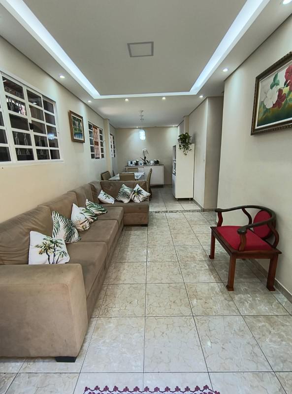 Casa, Tirol, 5 Quartos, 2 Vagas, 1 Suíte