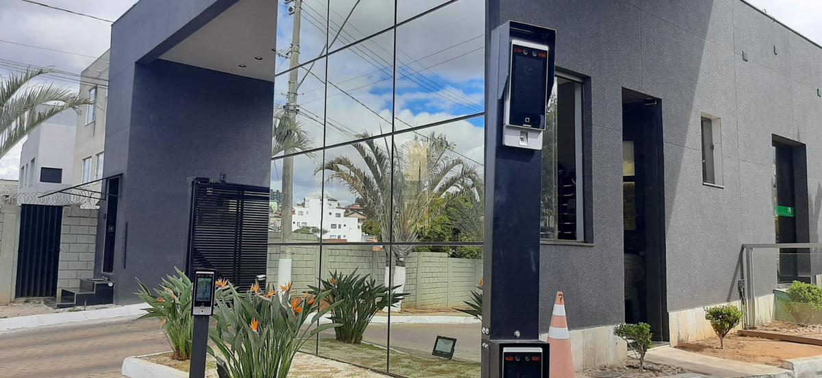 Casa, Condomínio Estância Silveira, 4 Quartos, 6 Vagas, 4 Suítes
