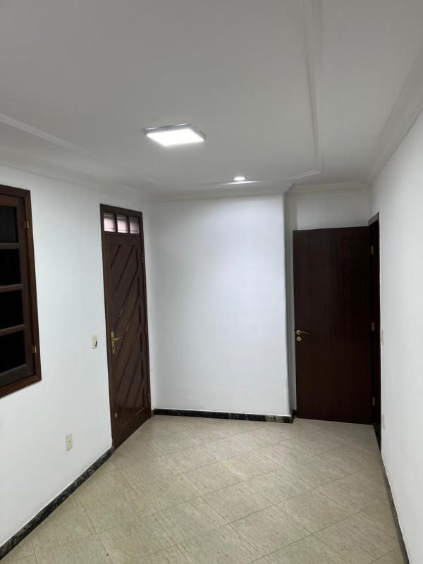 Casa, Barreiro, 5 Quartos, 5 Vagas, 2 Suítes