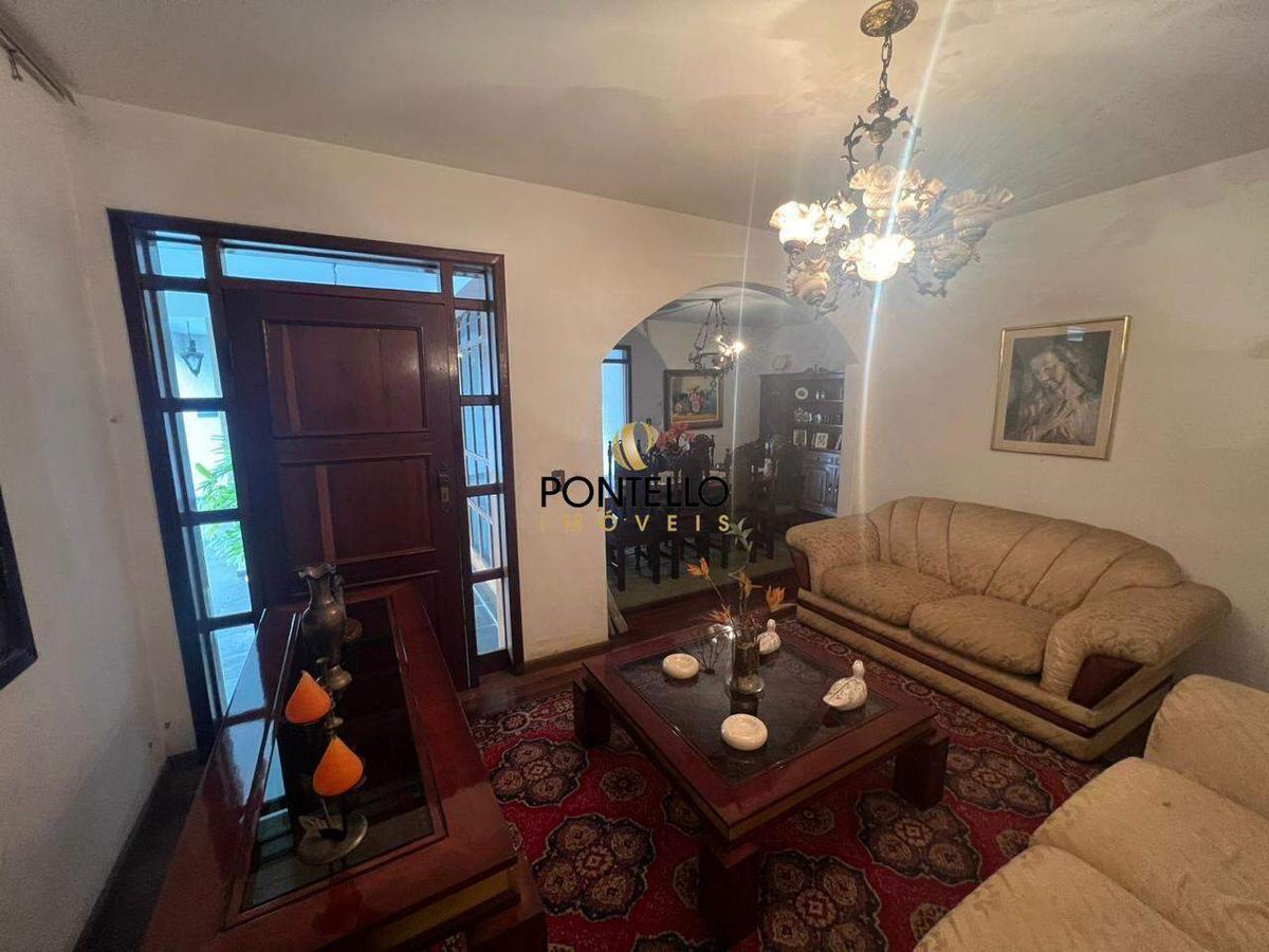 Casa, Jardim Arizona, 6 Quartos, 4 Vagas, 1 Suíte