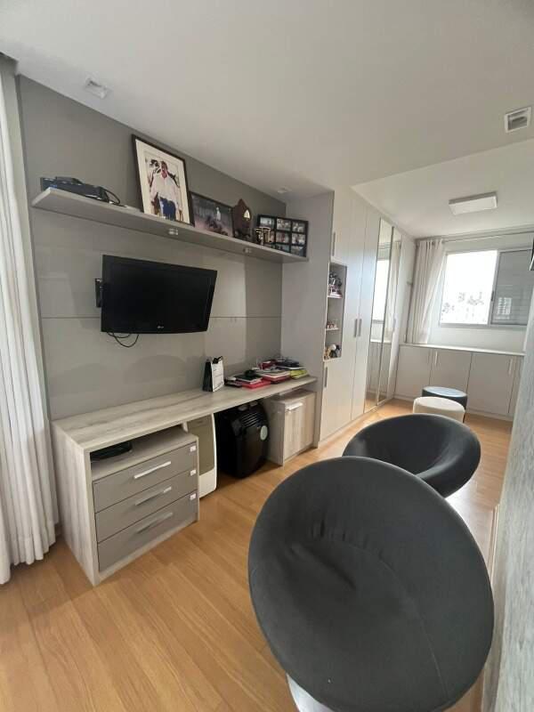 Apartamento, Estoril, 3 Quartos, 3 Vagas, 1 Suíte