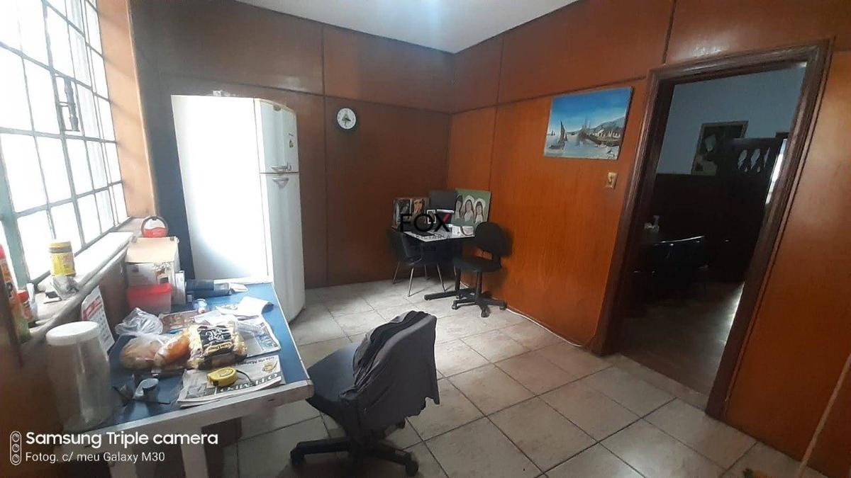 Casa, Funcionários, 4 Quartos, 2 Vagas