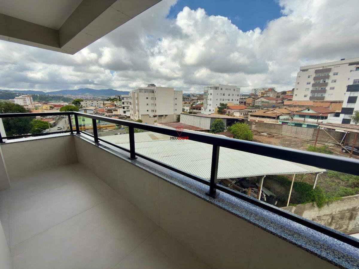 Cobertura, Jardim Industrial, 2 Quartos, 2 Vagas, 1 Suíte