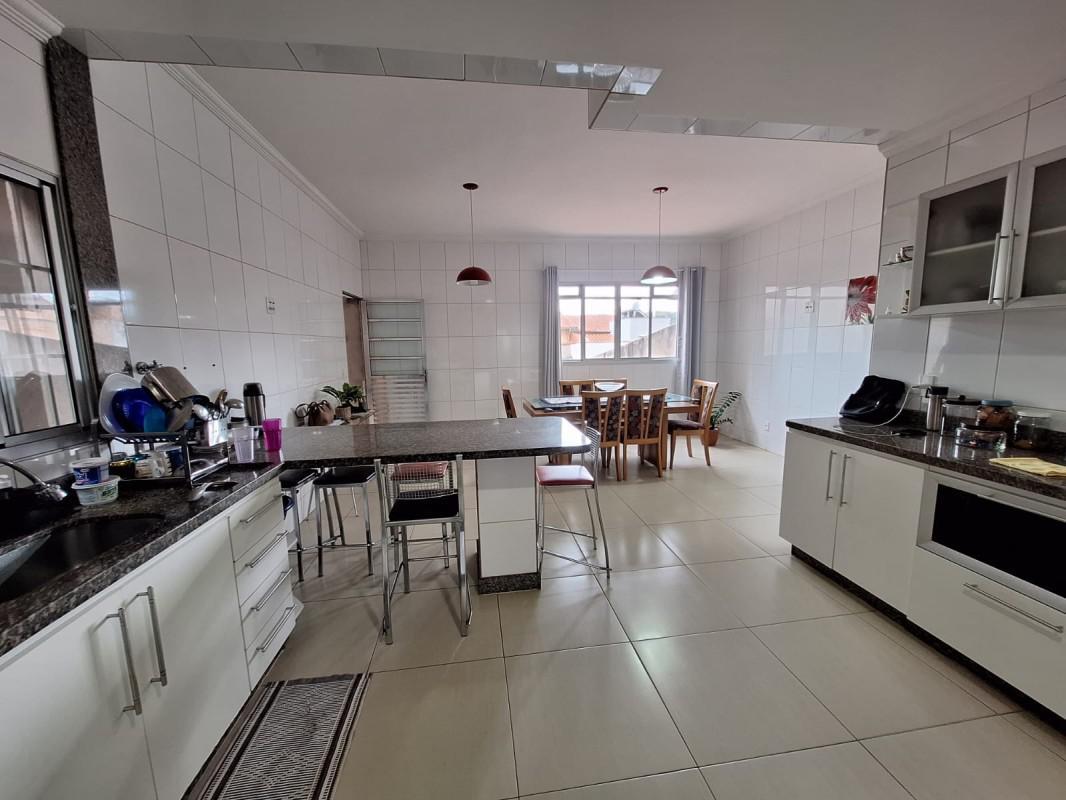 Casa, Jardim Riacho das Pedras, 5 Quartos, 2 Vagas, 1 Suíte