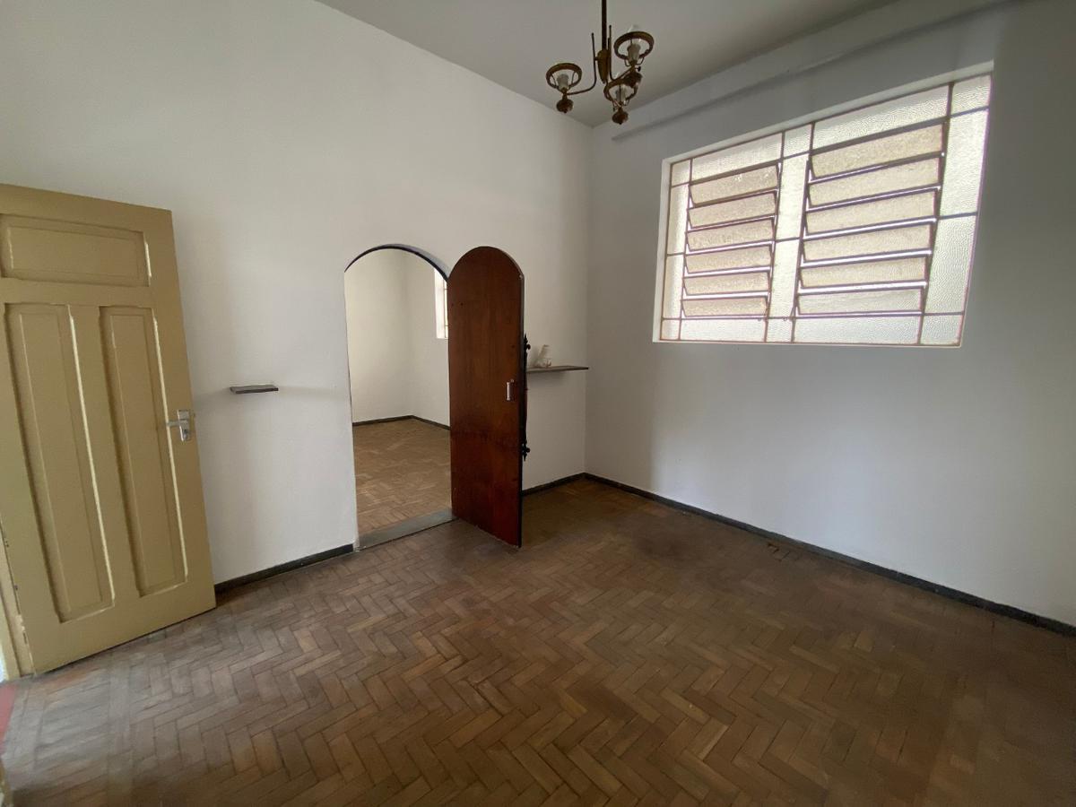 Casa, Colégio Batista, 6 Quartos, 2 Vagas, 2 Suítes