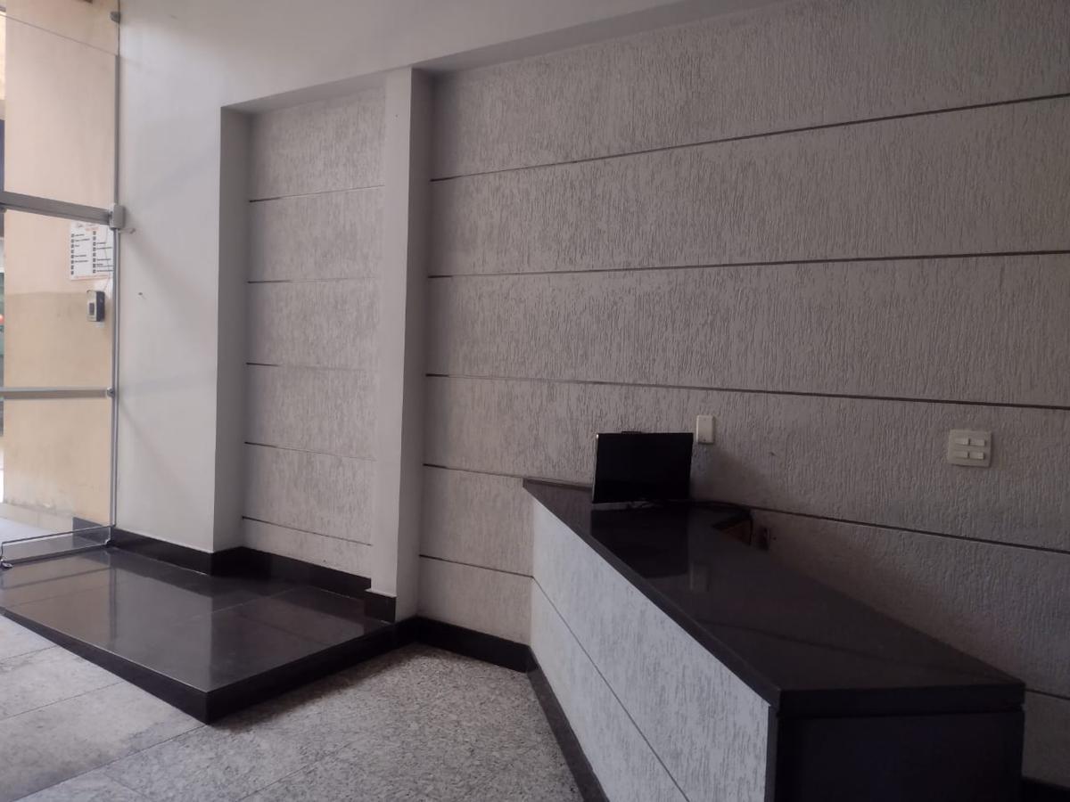 Sala, Barro Preto, 0 Quarto, 0 Vaga