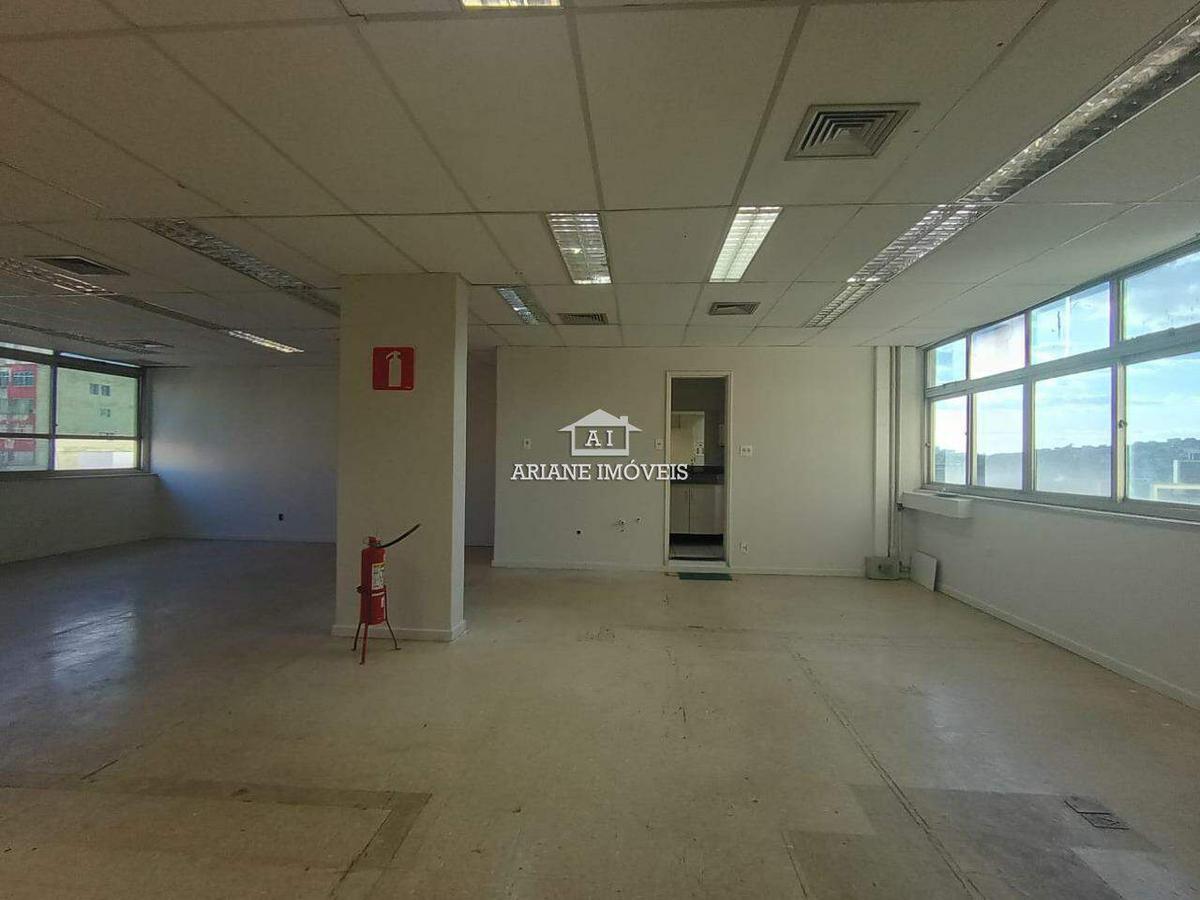 Sala, Centro, 0 Quarto, 0 Vaga