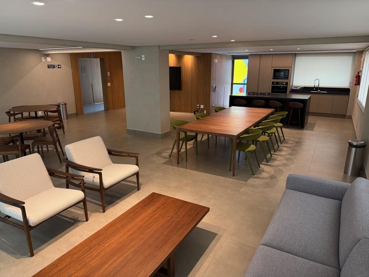 Apartamento, Funcionários, 2 Quartos, 2 Vagas, 1 Suíte