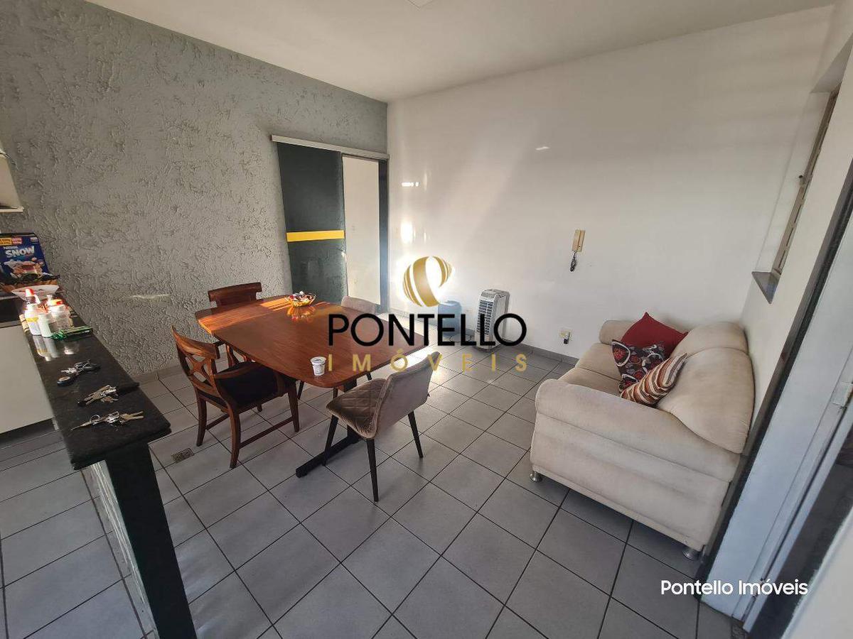 Casa, Cachoeirinha, 5 Quartos, 12 Vagas, 1 Suíte