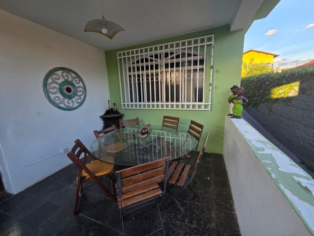 Casa, Coqueiros, 3 Quartos, 6 Vagas