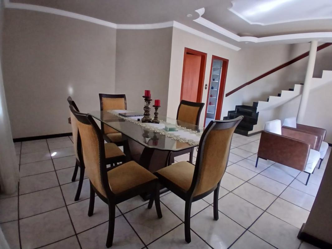 Casa, Santa Maria, 3 Quartos, 1 Vaga, 1 Suíte