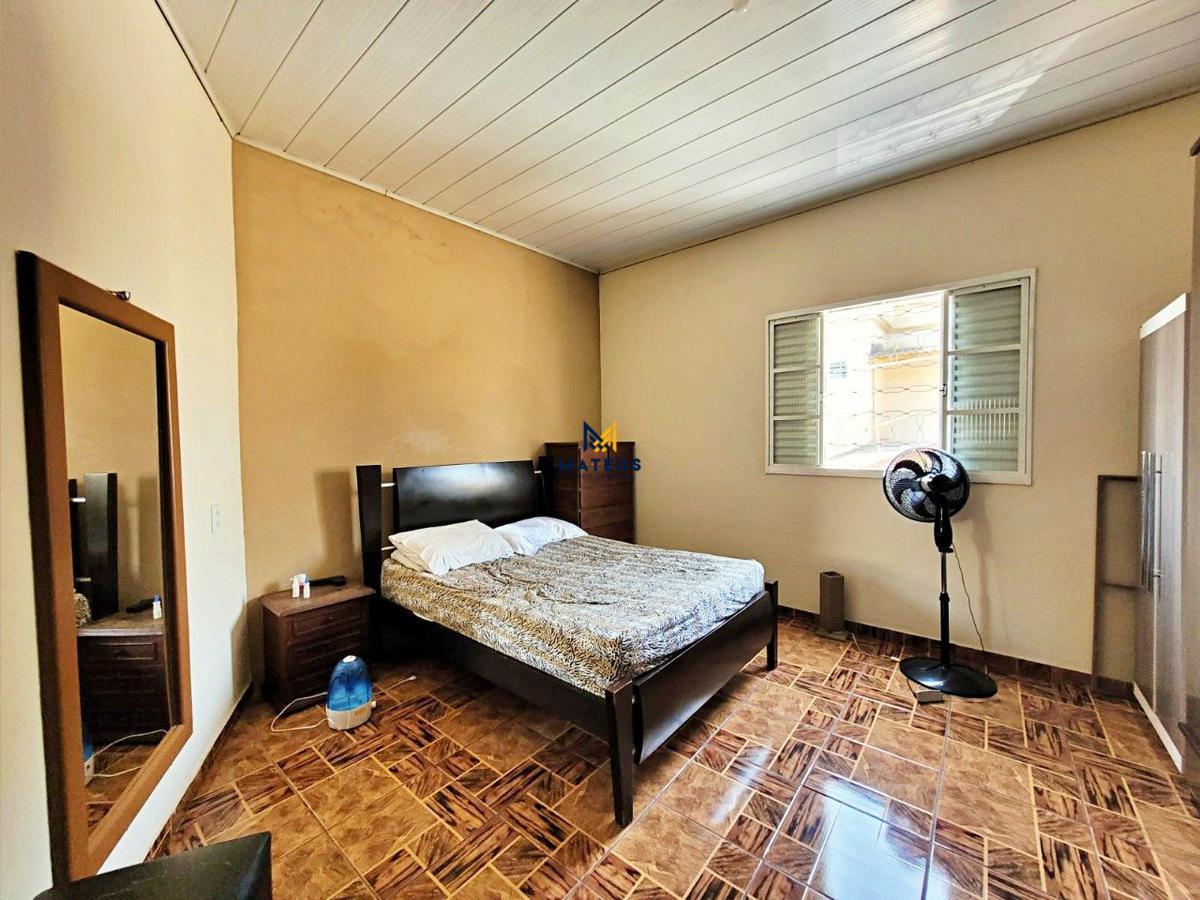 Casa, São Francisco, 4 Quartos, 7 Vagas