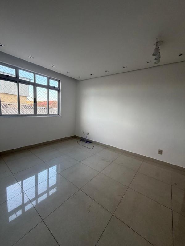 Apartamento, Sagrada Família, 3 Quartos, 2 Vagas, 1 Suíte