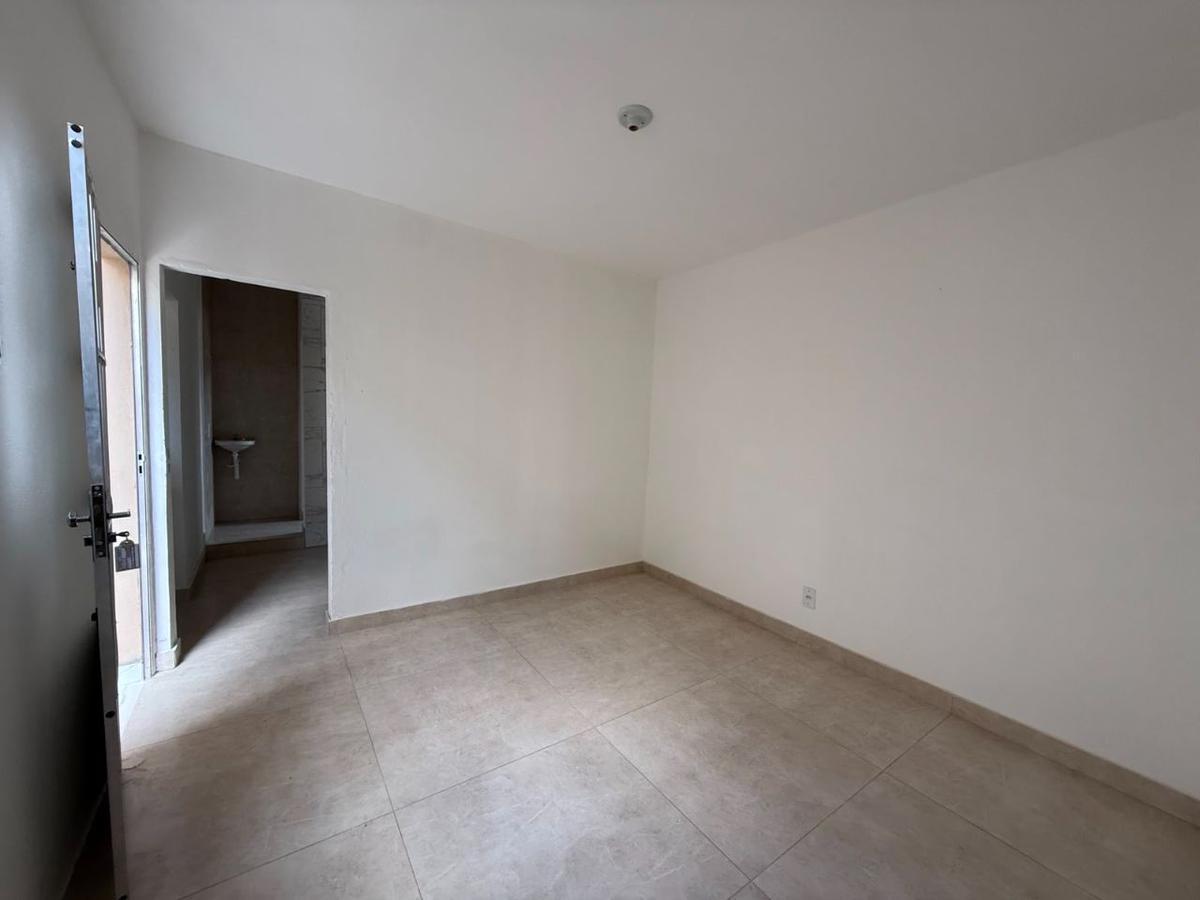 Casa, Santa Cruz, 2 Quartos, 1 Vaga