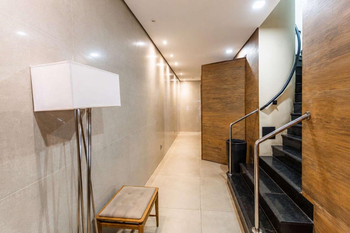 Apartamento, Centro, 1 Quarto, 0 Vaga, 1 Suíte