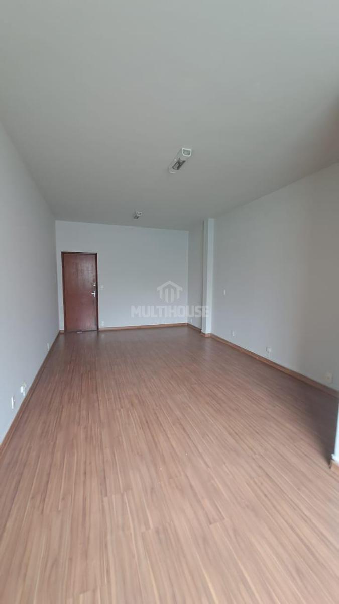 Sala, Barro Preto, 0 Quarto, 0 Vaga