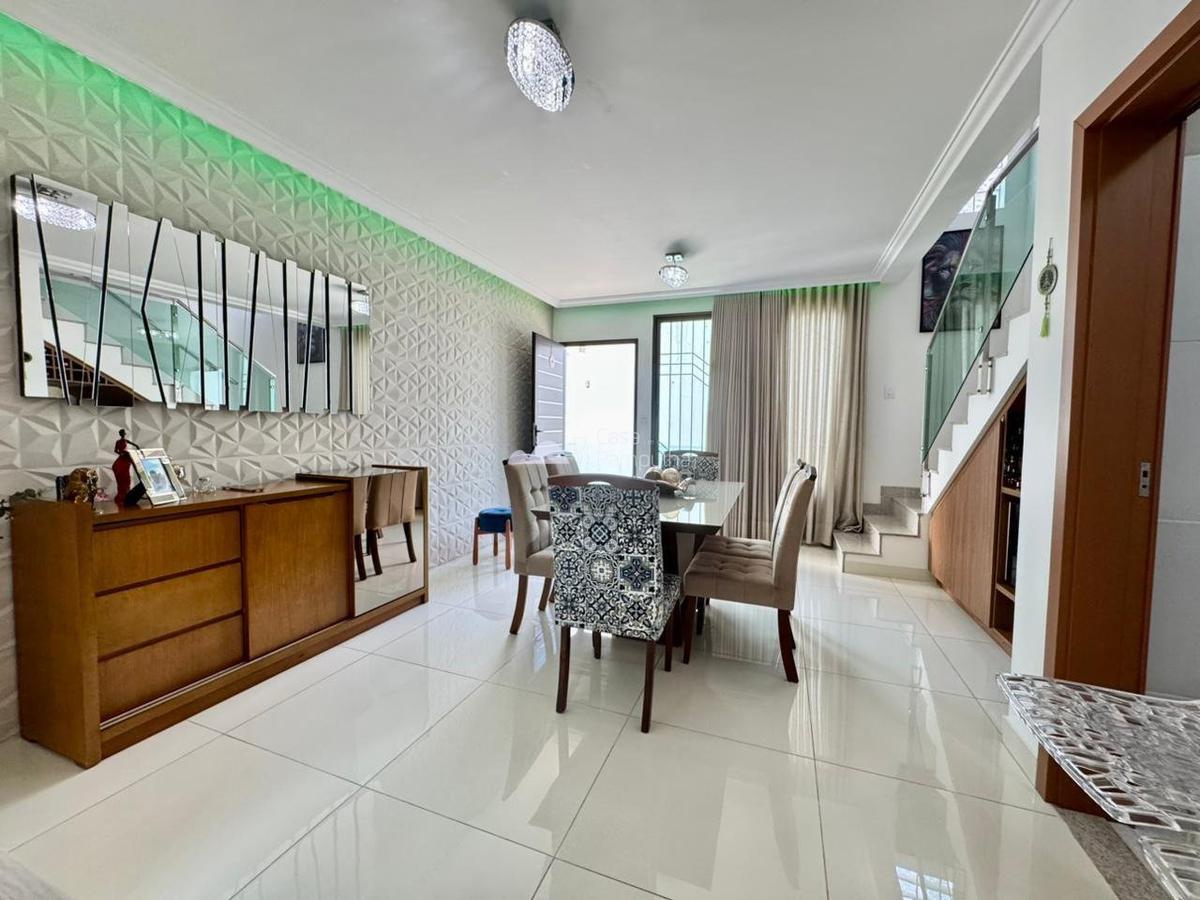 Casa, Trevo, 3 Quartos, 3 Vagas, 1 Suíte