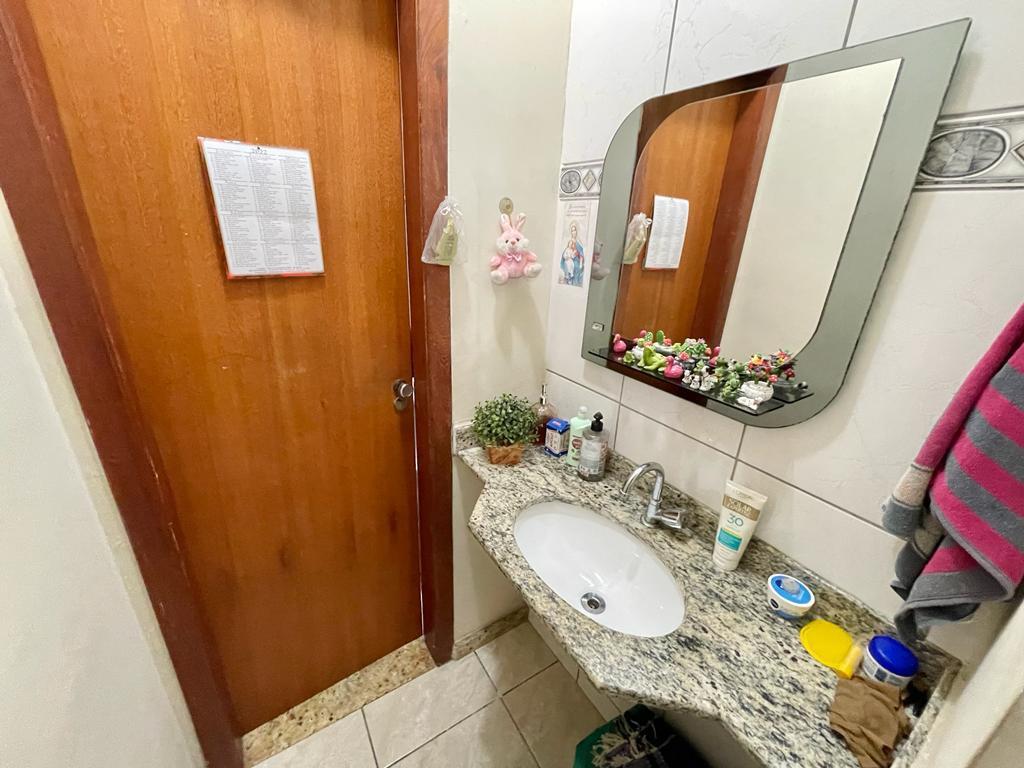 Casa, Planalto, 2 Quartos, 1 Vaga, 1 Suíte