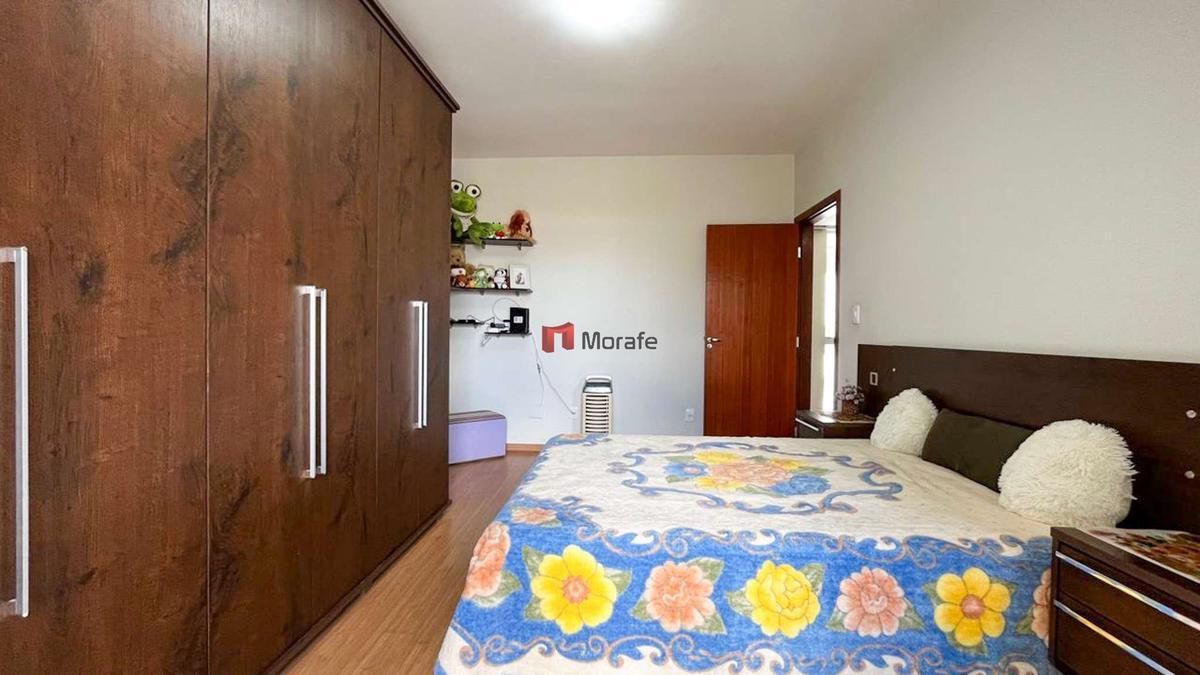 Casa, Santa Efigênia, 3 Quartos, 2 Vagas, 2 Suítes
