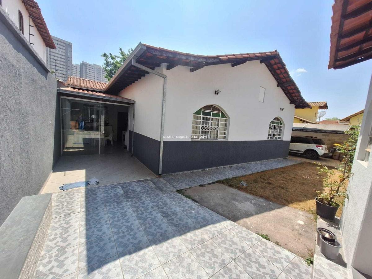 Casa, Jardim Riacho das Pedras, 3 Quartos, 8 Vagas, 2 Suítes