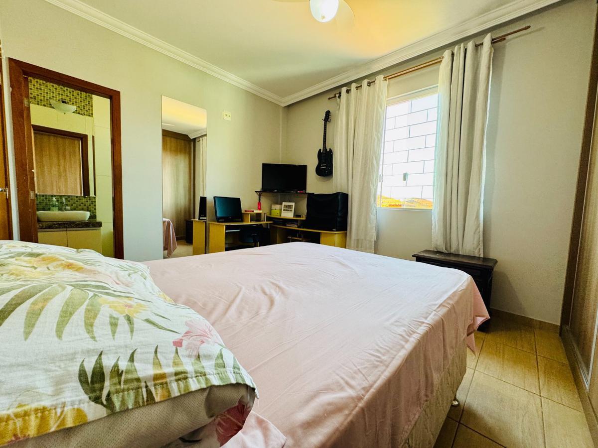 Casa, Rio Branco, 3 Quartos, 2 Vagas, 1 Suíte