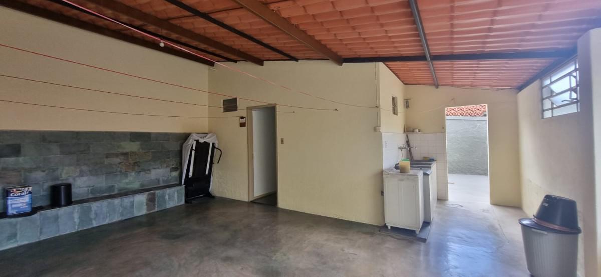 Casa, Boa Vista, 4 Quartos, 2 Vagas, 2 Suítes