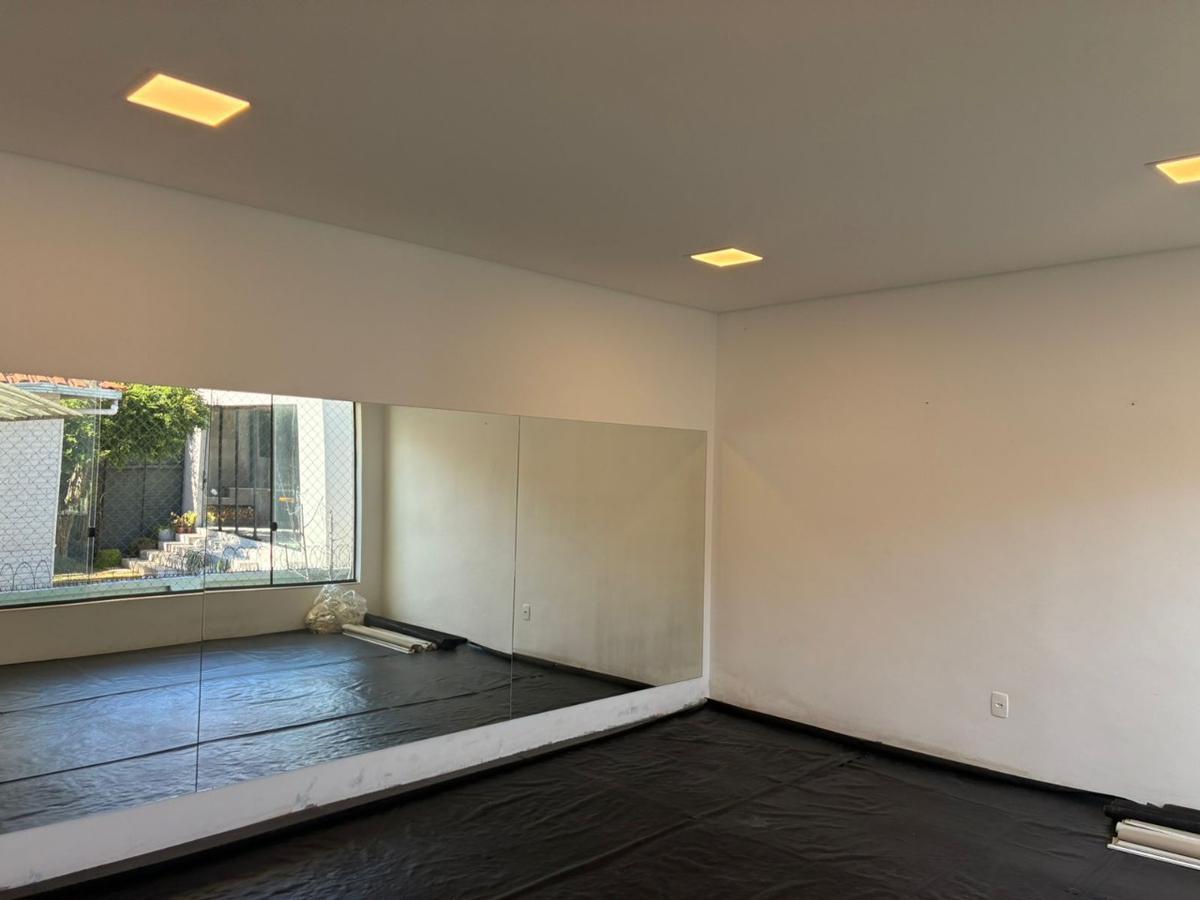 Casa, São José, 3 Quartos, 5 Vagas, 1 Suíte