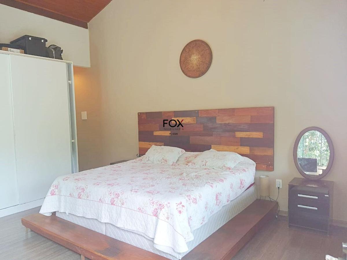 Casa, Retiro do Chalé, 5 Quartos, 10 Vagas, 4 Suítes